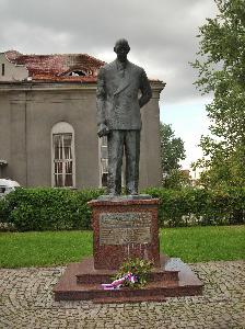 Bydgoszcz - pomnik Leona Barciszewskiego 