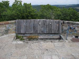 Zagórze Śląskie - wieża zamku Grodno