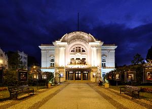 Toruń - Teatr im. Wilama Horzycy