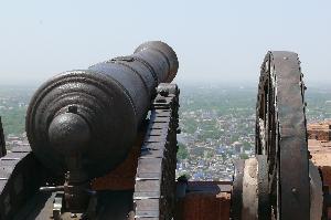 Widok na miasto z Twierdzy Mehrangarh w Jodhpur