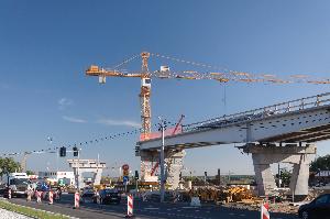 Toruń - budowa mostu drogowego wraz z drogami dojazdowymi