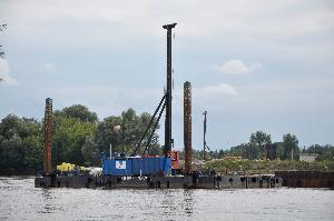 Toruń - budowa mostu drogowego wraz z drogami dojazdowymi