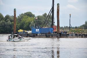 Toruń - budowa mostu drogowego wraz z drogami dojazdowymi