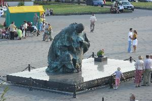 Częstochowa - pomnik kard. Stefana Wyszyńskiego