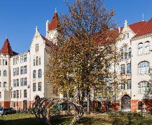 Wrocław - Siedziba Wydziału Architektury oraz Katedry Metrologii Elektronicznej i Fotonicznej Wydziału Elektroniki Politechniki Wrocławskiej (E-1)