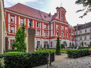 Wrocław - Ossolineum, klasztor Szpitalników z Czerwoną Gwiazdą