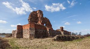 Bobrowniki - ruiny zamku