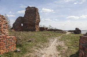 Bobrowniki - ruiny zamku