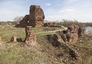 Bobrowniki - ruiny zamku